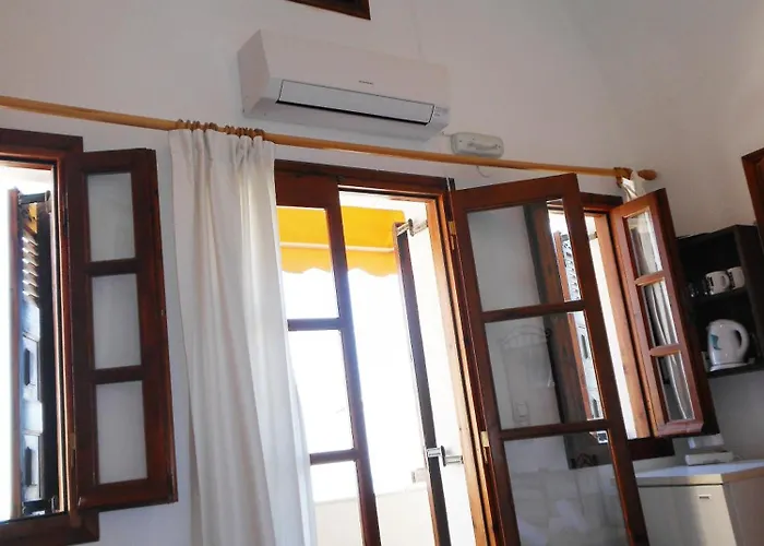 Argonaftes Affittacamere 3*