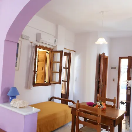 Guest house Argonaftes 3*